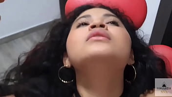 Le Hago Sentir Mi Polla En Su Boca Para Despertarla Y Follar A La Compañera De Mi Novia Corrida En Su Boquita thumbnail