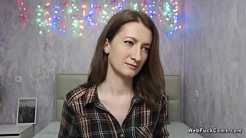Cute Amateur Afghan Babe Klaradreval Sitting In Shirt And Chatting With Horny Viewers And Correcting Make Up Till Flashing Shoulder thumbnail