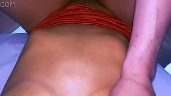 La Hijastrastra Era Tan Apretada Que él Necesitó Mucho Lubricante Para Poder Entrar Pero Una Vez Que Lo Logró Fue Un Paraíso thumbnail