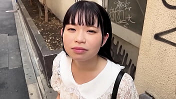 Part1 食いしん坊なおっとり系jd【こと 18歳】今日は同じサークルの『ことちゃん』と食べ歩きデート!スベスベ色白美肌!汚れなきカラダに今にも暴発しそう!最初から最後まで えっちな 食いしん坊さんでした。 thumbnail