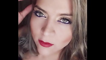 Una Fiera Que Se Doma En La Cama Cual Perra Sumisa Que Baila Para Mover Su Rico Cuerpo Bukake Contenido Explicito thumbnail