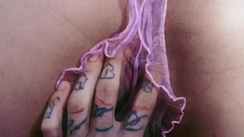 This Sexy Elf Masturbates With Hentai And I Take The Opportunity To Take Out My Cock So She Can Give Me A Blowjob thumbnail